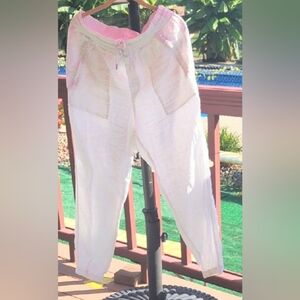 Athleta White Joggers With Tie Front And Pockets.